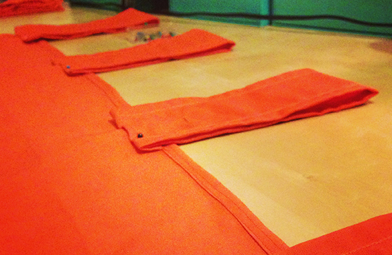 Jetzt noch die Schlaufen annähen ...